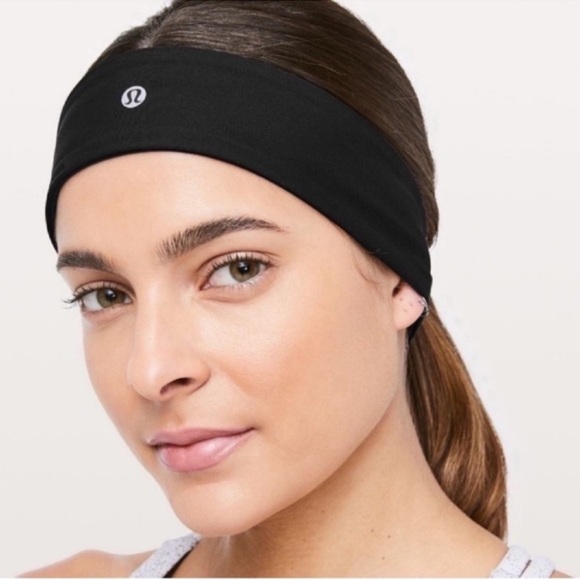 Lululemon Fly Away Tamer Headband in Black - Picture 13 of 13
